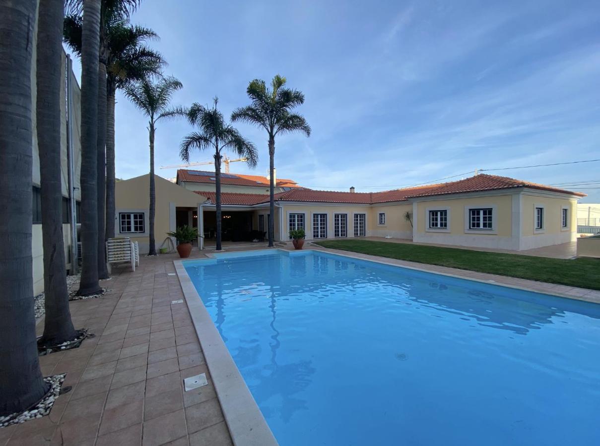 B&B With Heated Pool Sao Martinho do Porto Bagian luar foto