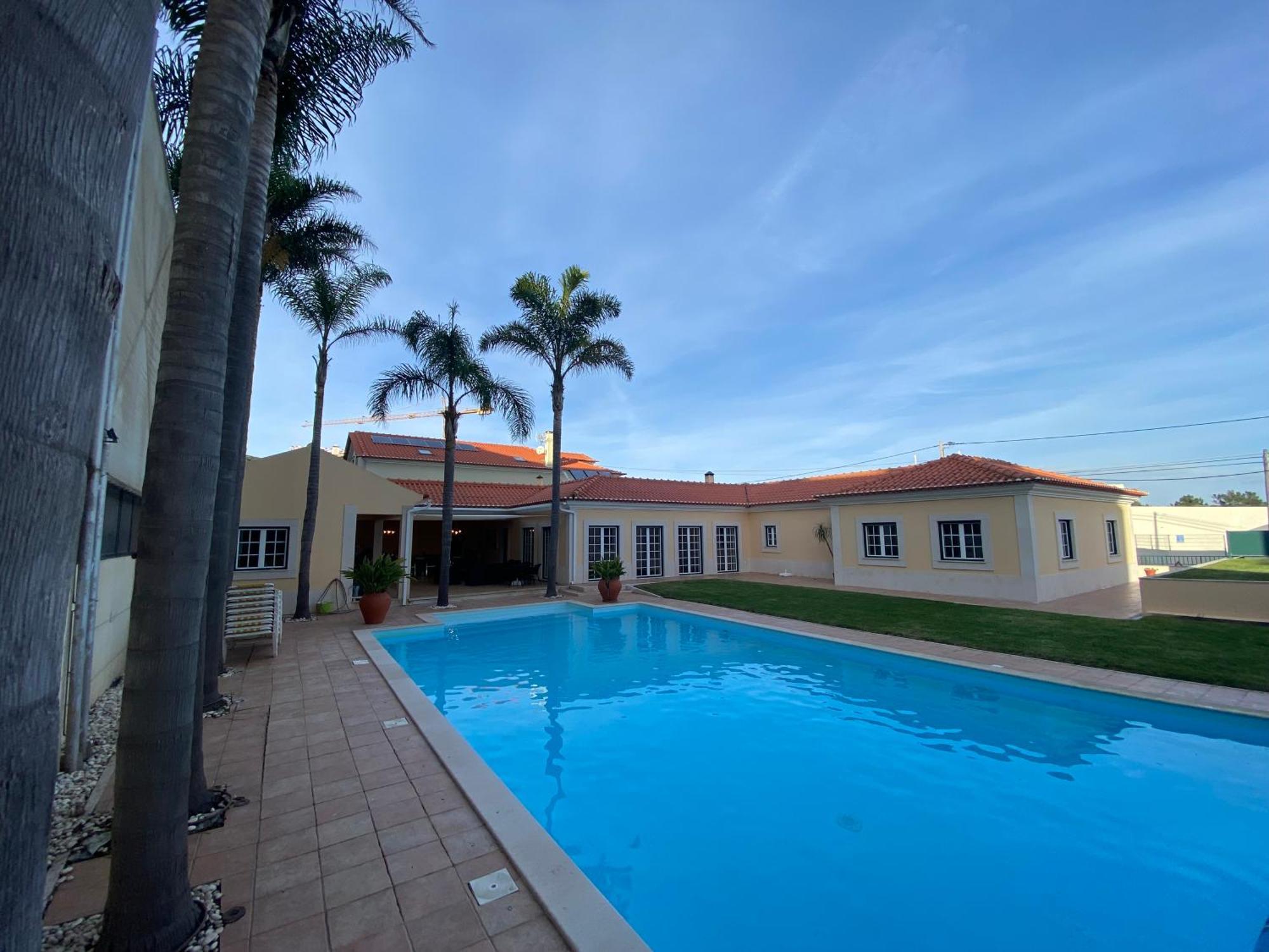 B&B With Heated Pool Sao Martinho do Porto Bagian luar foto
