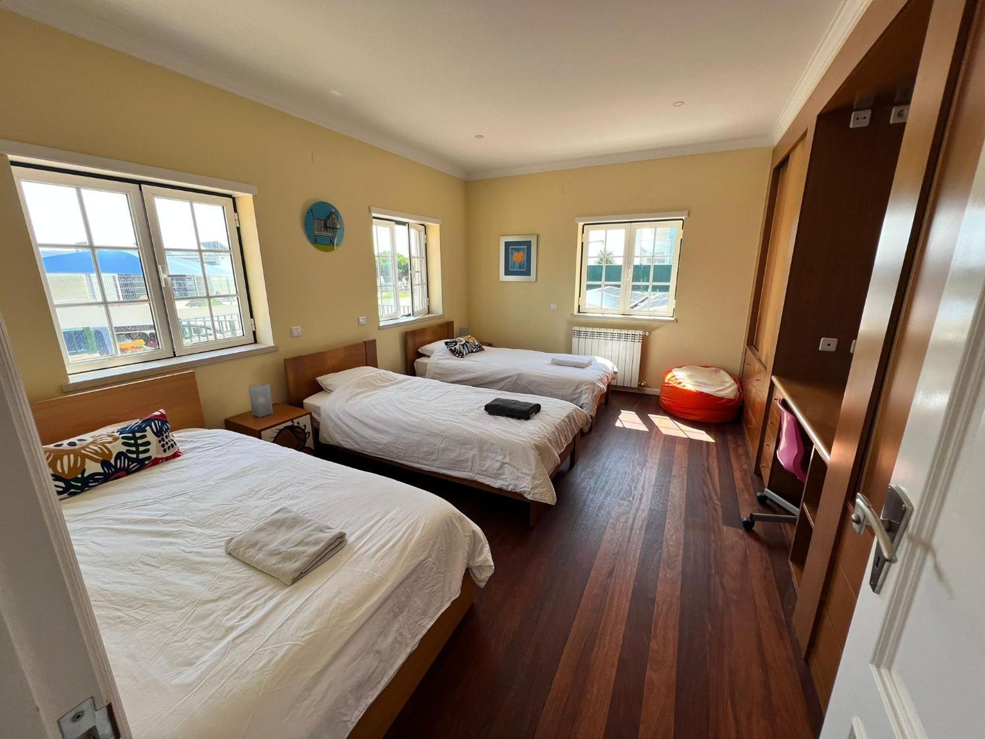 B&B With Heated Pool Sao Martinho do Porto Bagian luar foto